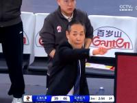 IM电竞注册-上海男篮全队发挥出色，轻松击败福建队，士气高涨的简单介绍