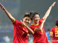 IM电竞官网入口-中国足球女队遭遇困境，险胜晋级十六强