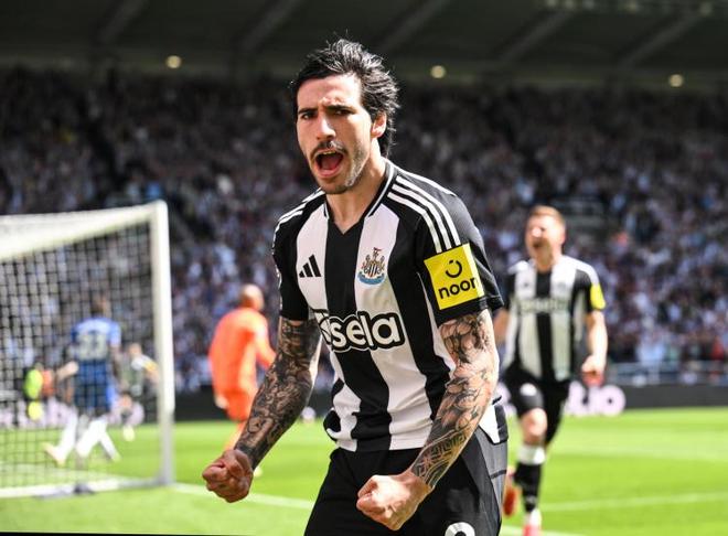 关于桑德罗复出未果，尤文图斯中场暂缺的信息