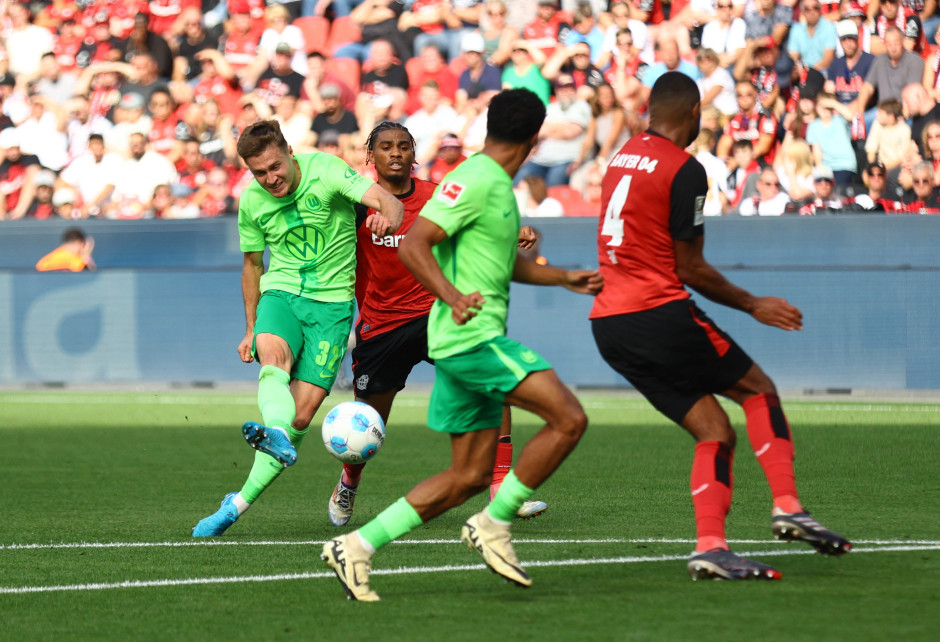 关于柏林联队主场不敌弗赖堡，遭遇一场惨败的信息