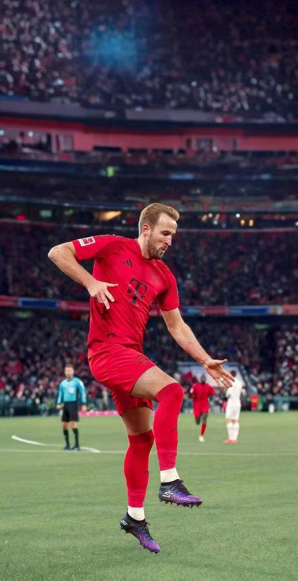 拜仁慕尼黑客场不敌多特蒙德，遭遇猛烈抵抗失利