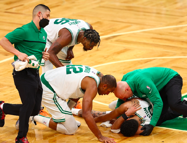 太阳小前锋受伤成问题球队关键伤员的简单介绍