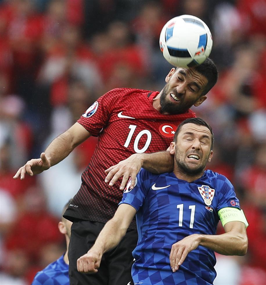 欧洲杯外围赛精彩纷呈，实力悬殊对决