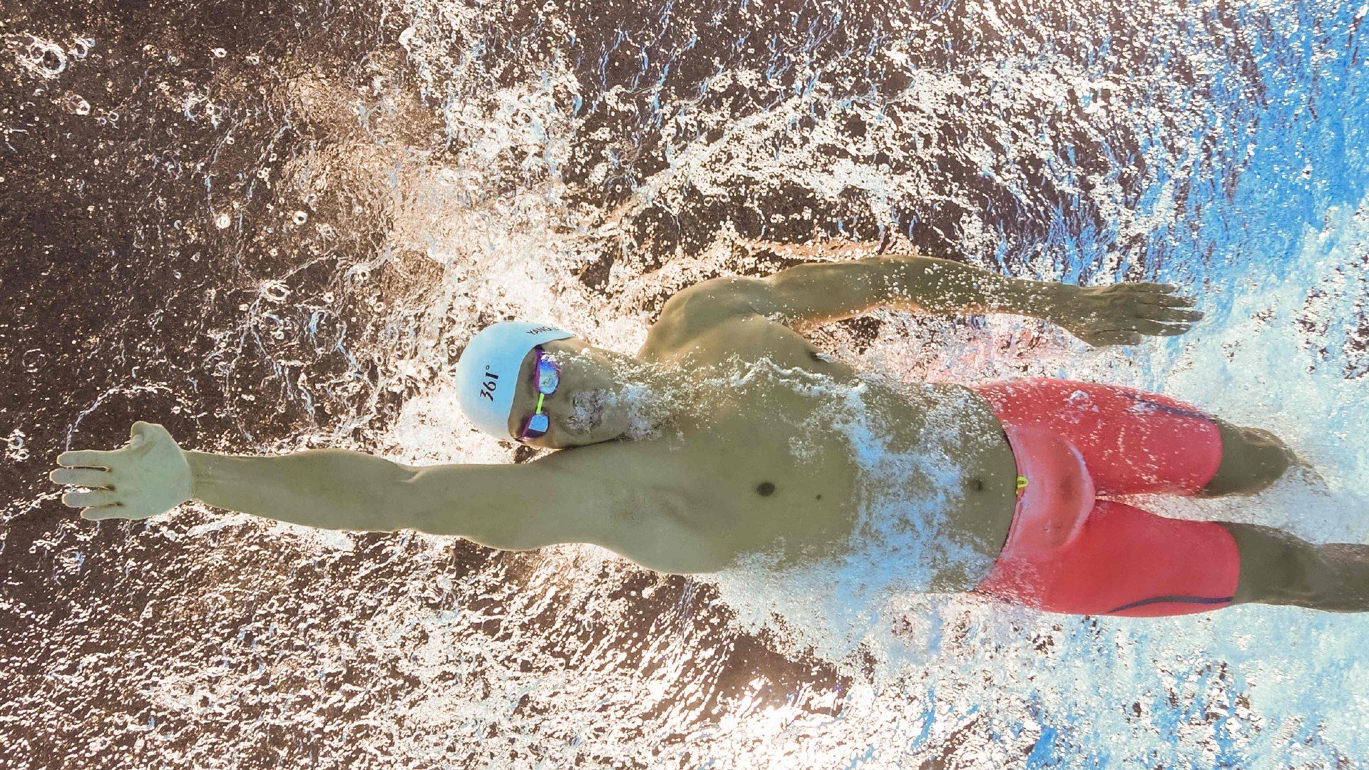 布伦森评分拉满背后,上海队对阵黄蜂,一场定义未来的对决