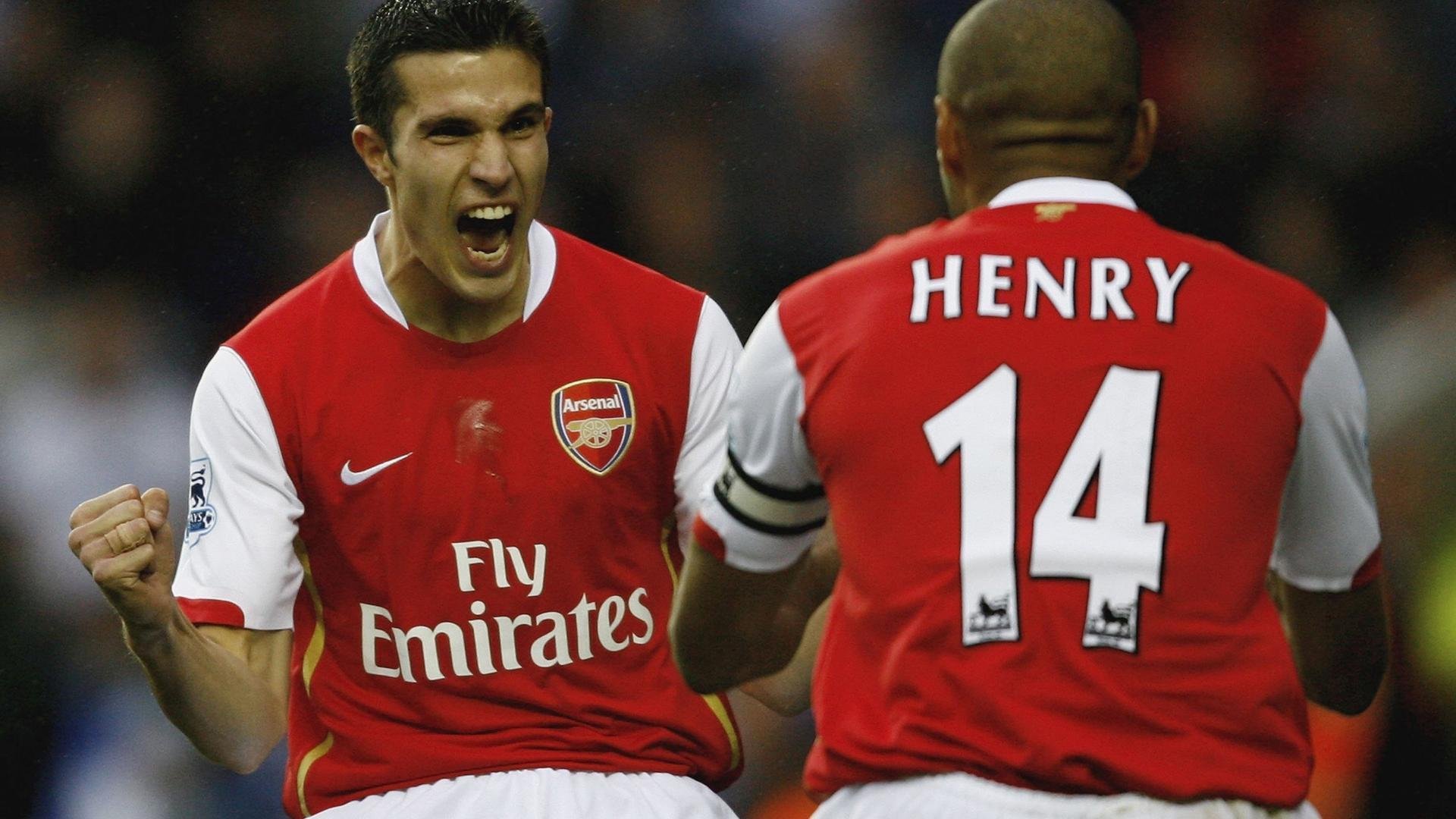 维斯塔潘领衔红牛强势出击，梅赛德斯策略制胜轻取迈凯伦